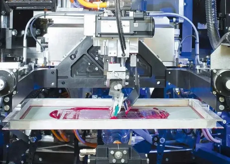 The latest in innovative screen-printing machinery & techniques